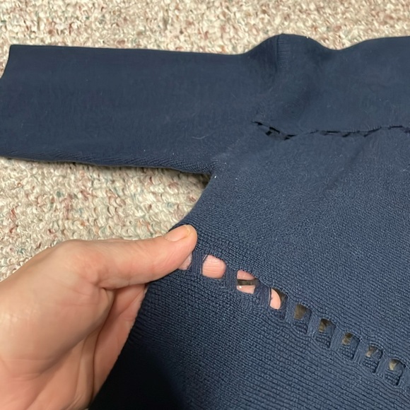 French connection oversized cut out turtleneck sweater with side slits - Picture 3 of 8